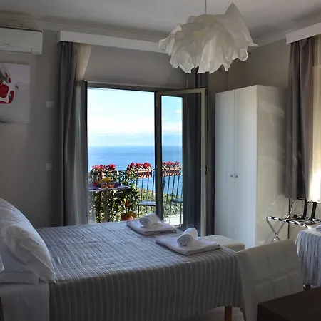 Athena Charming Rooms Taormina Exterior foto