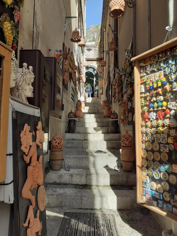 Athena Charming Taormina