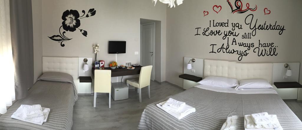 Bed and breakfast Athena Charming 2*